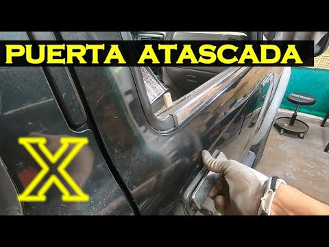 Vídeo: 3 maneres diferents de netejar les catifes dels cotxes