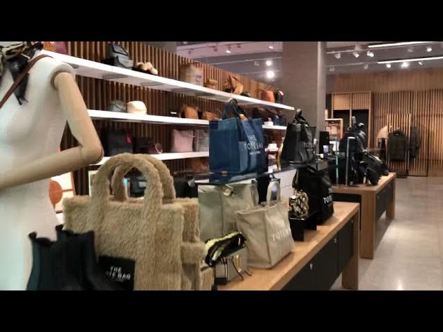 UXUS Designs Bloomingdale's Kuwait Store