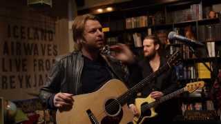 Mono Town - Peacemaker (Live on KEXP)