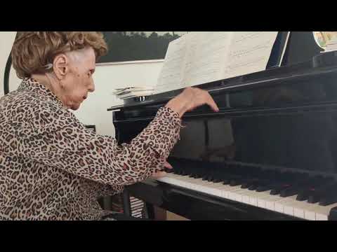 108 year old French pianist Colette Maze performs Debussy's “Reflets dans l'eau”.