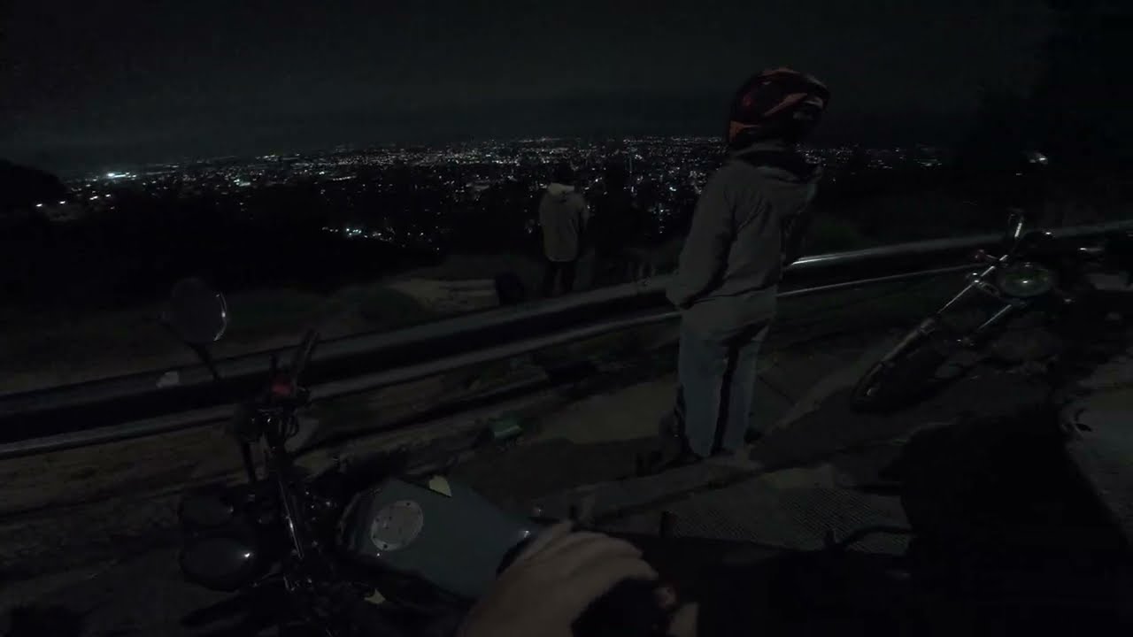 Son las 3 AM en Bogotá - NKD 125