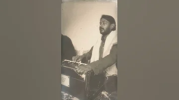 Ustaad Farooq Singing Asan Yaar Manwali Log 