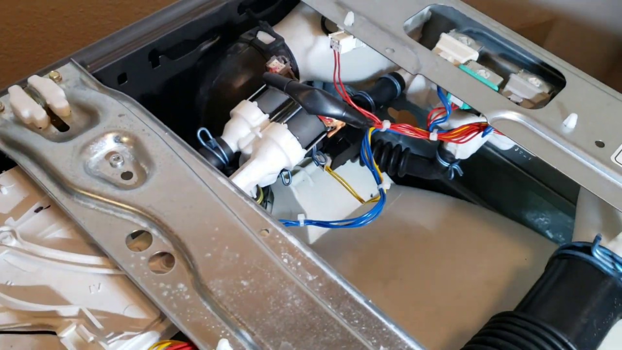 MAYTAG WASHER Bad water flow meter. Leaks water - YouTube