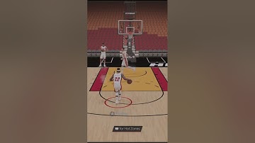 CAN JIMMY BUTLER MAKE 1 DUNK , 2 MID RANGE AND 2 THREE POINTERS #shorts