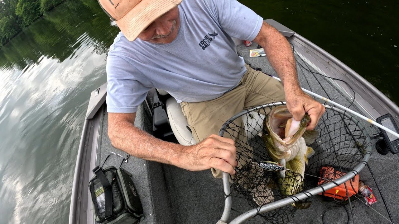 This Old Lure Still Works!….Best Topwater Explosions of the Year ft. Dad's BIG Bass