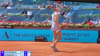 Elena Rybakina smashes racket