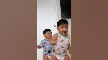 This mom captured a great moment of her twins on camera ❤️