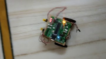 Skyfi Labs Online Course - Obstacle Avoider/Photophobic Robot-7 Robots  -Abhinav Singh"