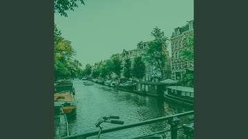 Pulsating Backdrops for Seeing New Places