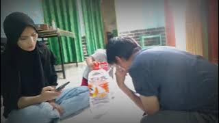 Astqfirullah..!!!Adek Cewek Muntah Terus.