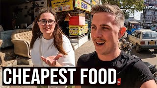 We ate THE CHEAPEST Meal in Karachi, Pakistan 🇵🇰