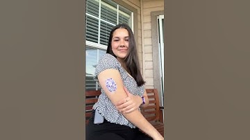 Floral Dexcom G6 Tape & Matching Nails - #expressionmed #dexcomg6 #designer #cgm #t1diabetes