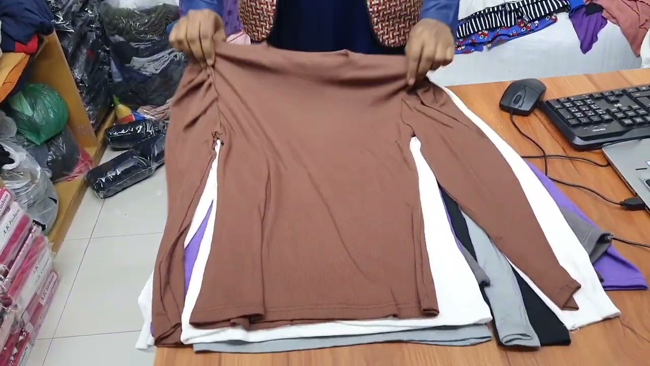 our new product.. crop top and full pop 💯💢💥