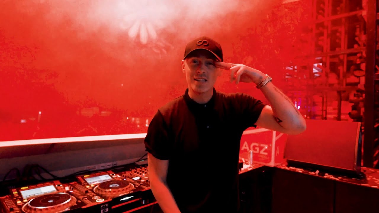 Pleased to meet you, they call me Hardstyle.. YOURS TRULY 🔥🤟🏼 | Coone