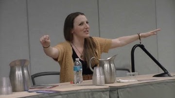 Phoenix Comicon 2013 Caitlin Glass Panel - Part 1