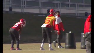 Patrick Mahomes Practices For The First Time Since Suffering A Concussion  vs Browns