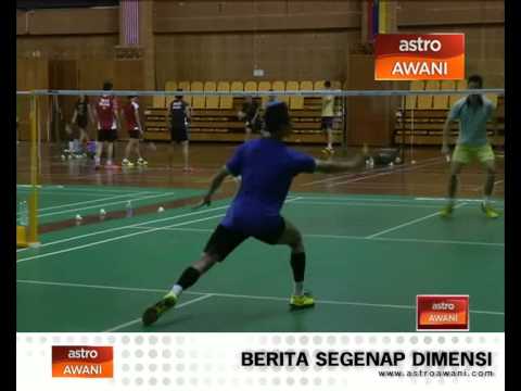 Chong Wei beraksi dalam acara beregu - YouTube