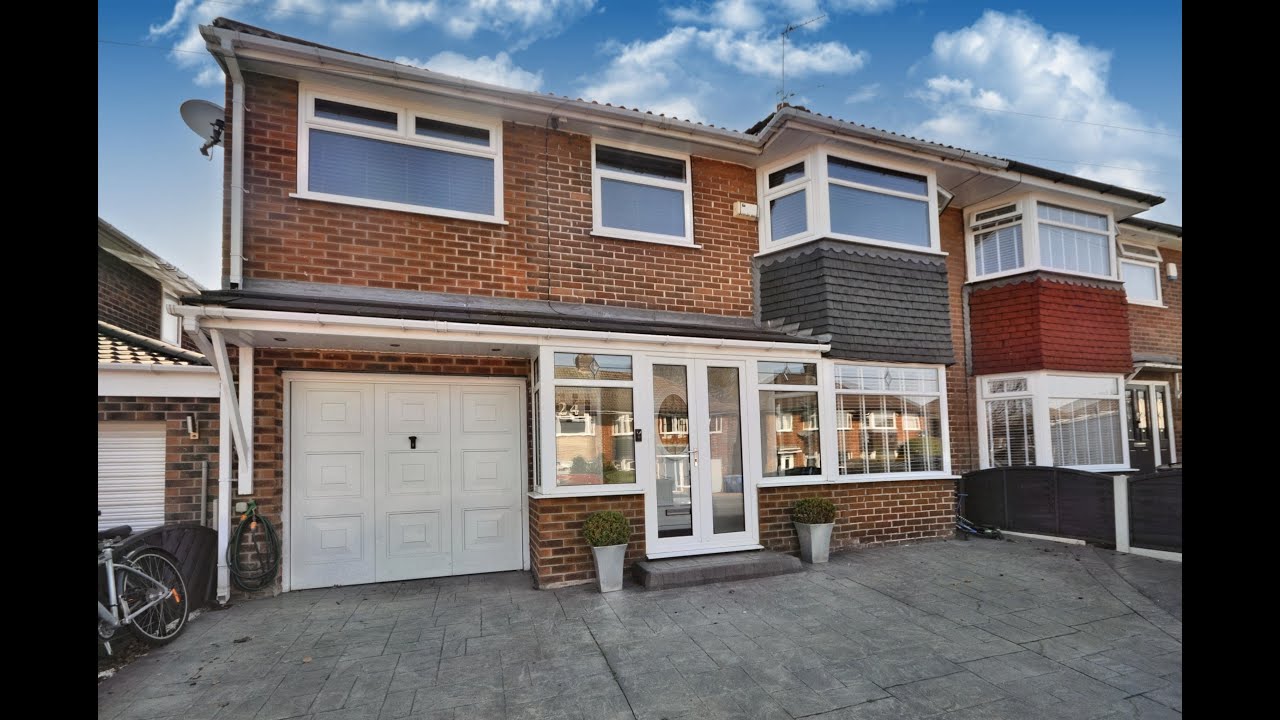 Thompson Road, Denton £375,000 YouTube