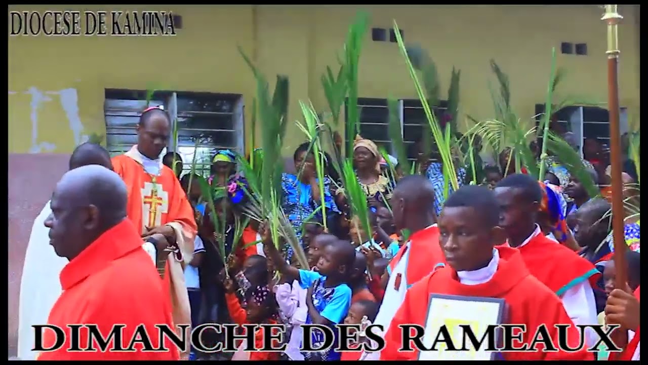 Monseigneur Léonard kakudji a célébré la messe des Rameaux dans sa paroisse.