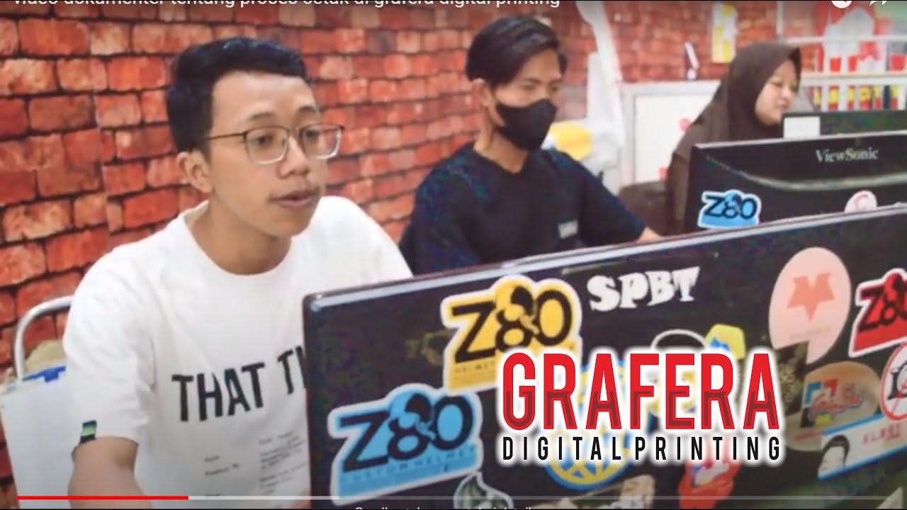 video dokumenter tentang proses cetak di grafera digital printing