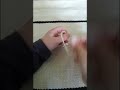 Так я обшиваю краї килимів з обох сторін, якщо потрібний килим без китиць.
