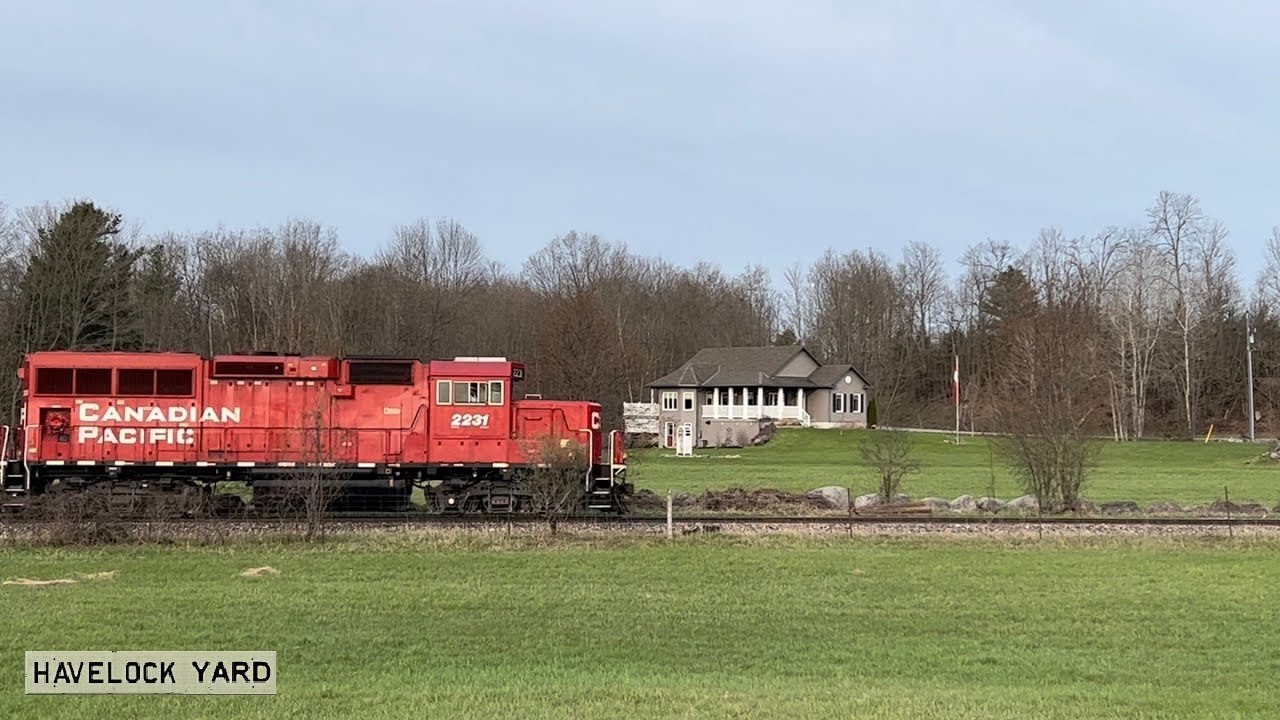 CP Train H06 to Blue Mountain (Kawartha Lakes Railway)