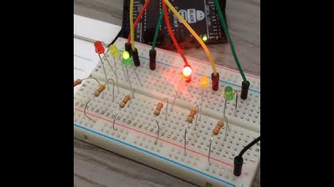 Semaforo Arduino - 3 fases com crusamento