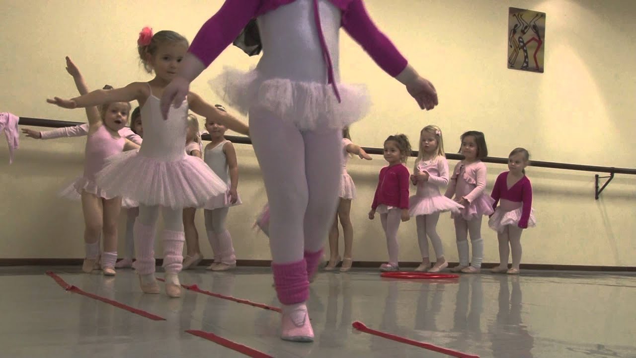 Peuter Kleuterdans Primary Examenclass - Ballet & Dance Studio Dorris Titulaer