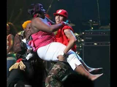 flying solo chris brown