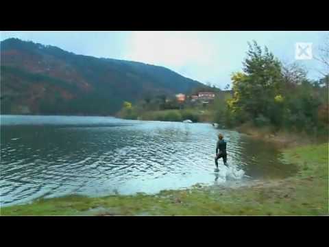 Video: Camminare Non Sull'acqua, Ma Sull'aria