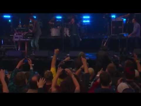 David Crowder Band - Shadows (feat. Lecrae) [live@Passion 2012]