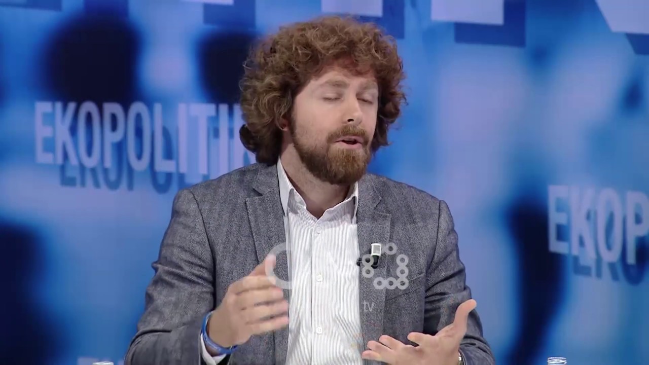 Ekopolitikë - Denoncimi i Priftit: Firma ndërkombëtare në Elbasan ka futur mik për të lidhur dritat