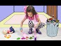 VALENTINA helps Mommy! Kids Pretend Play with Cleaning Toys!