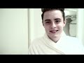 HOW TO HAVE A SHOWER-JEDWARD STYLE