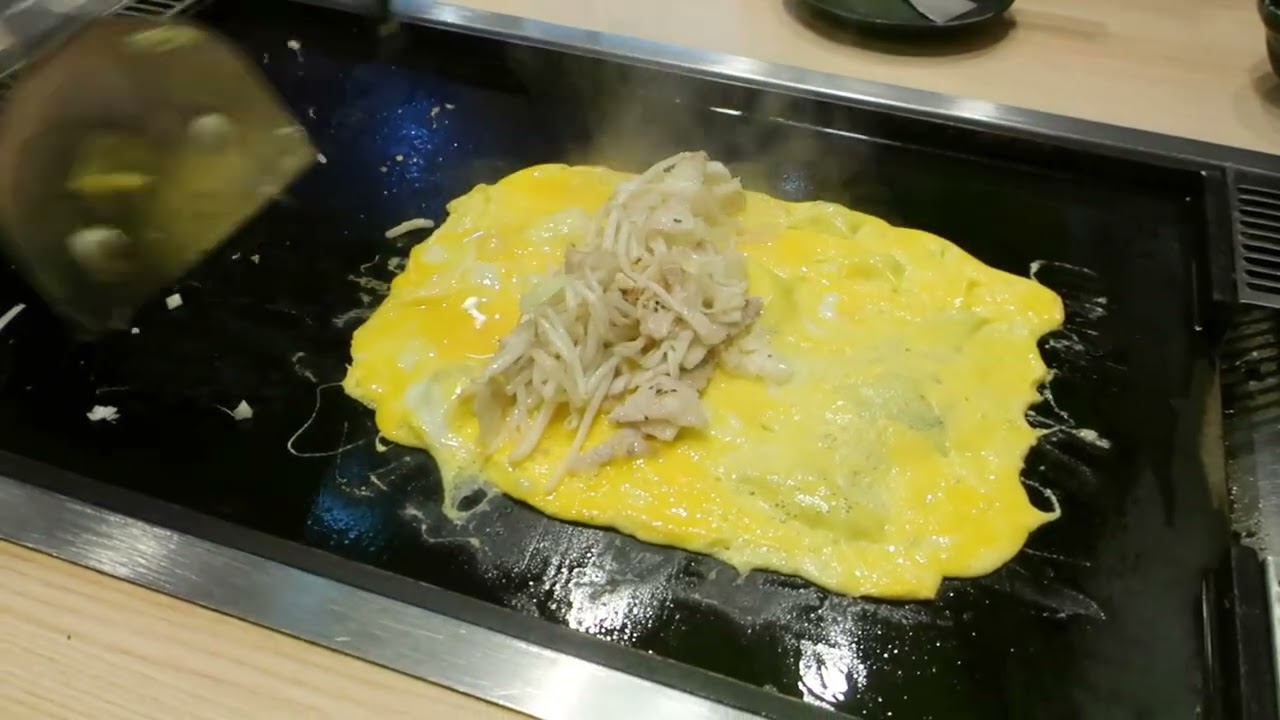 もんじゃ焼き 月島のもんじゃ焼き - YouTube