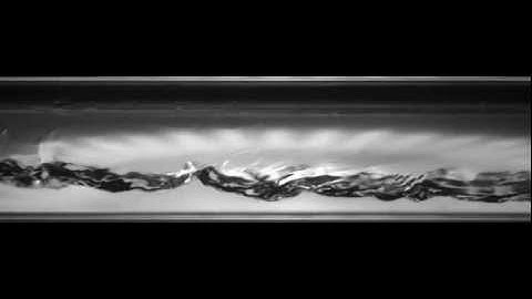 Horizontal Two-Phase R-123 Wavy Flow: V005L02.mpg