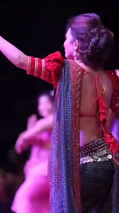 'Gubu Gubu Vajtay Dj Song: Mesmerizing Marathi Instrumental by Radha Patil ft. Lavani Queen'