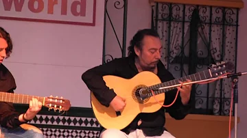 Entre Dos Aguas- Antonio  Prieto "El Cordobés de la guitarra" y Javier Prieto (segunda guitarra)