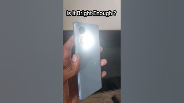 Moto Edge 50 fusion : Torchlight.