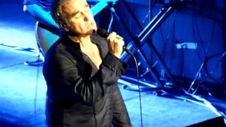 Morrissey - World Peace Is None Of Your Business (Paris, 24 Sept. 2015)