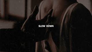 Chase Atlantic - Slow down (Sped up) Resimi