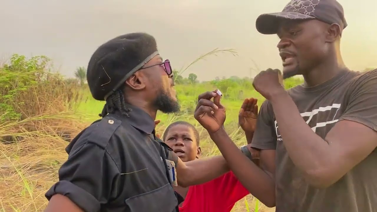 Leader Tsourouye patrouille