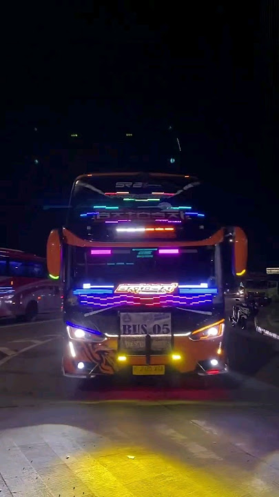 BASURI ‼️ SUKA SUKA JOGET DI PINGGIR JALAN 🔥🔥👏 #telolet #basuri #busmania