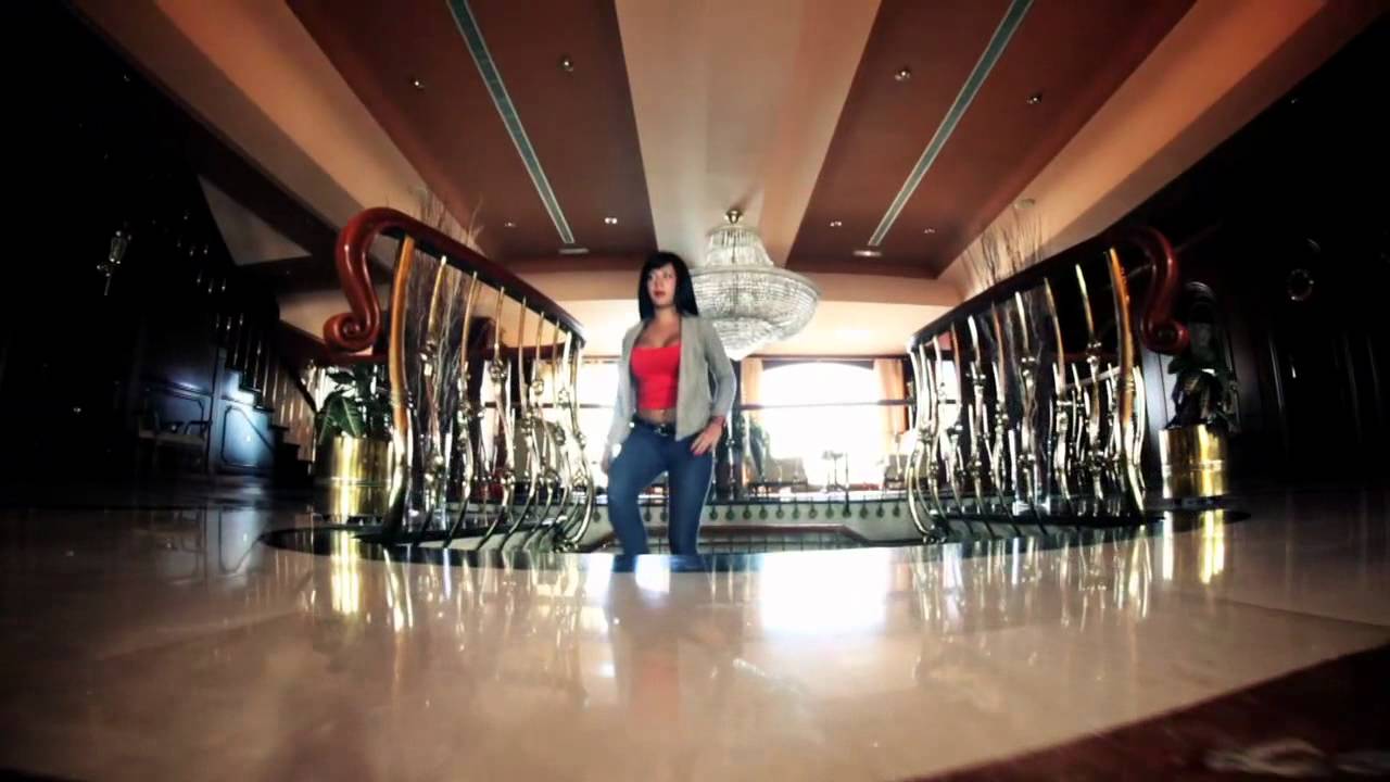 Manu TJ Ft. Juno The Hitmaker - Si Ella Supiera (Official Video)