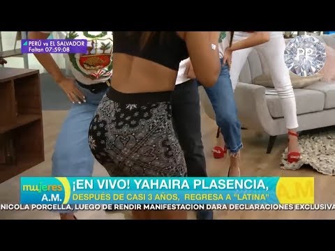 Yahaira Placencia Moviendo el Toto en Leggings