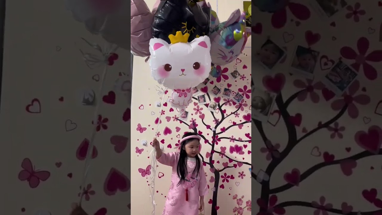 Bong Bóng Bay Kitty To Đùng của Gabrielle  