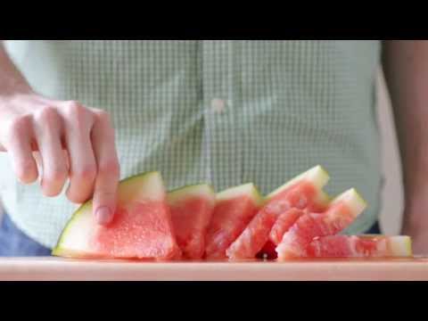 how-to-infuse-a-watermelon-with-vodka