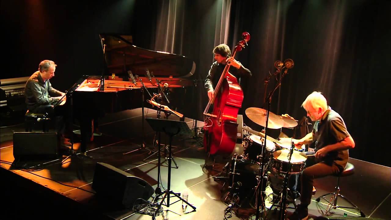 Ivan Paduart (Piano) - Philippe Aerts (Bass) - Hans van Oosterhout (Drums)