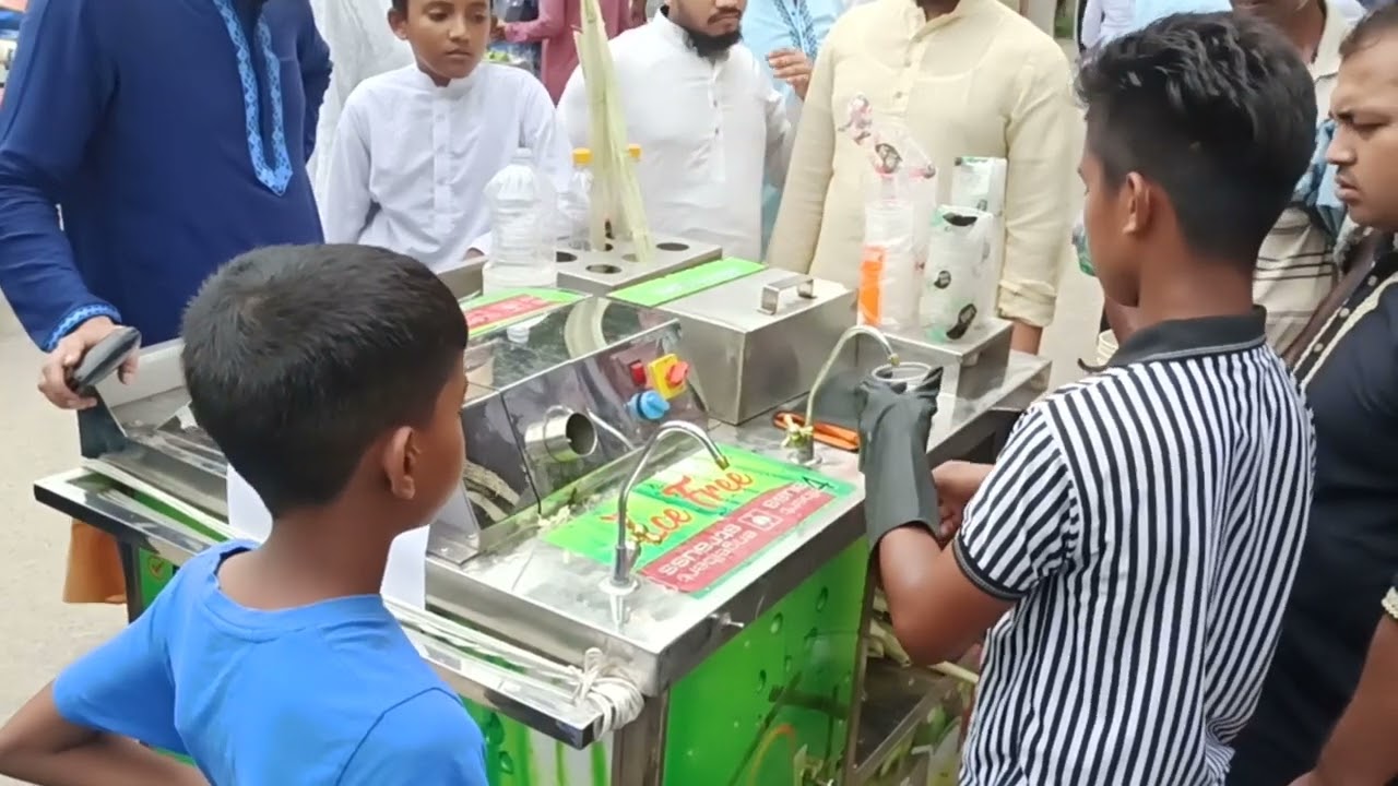 For Sale – Digital Sugarcane Juice Machine with Mobile Cart