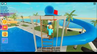 Work at a Hotel!  | Solera Resort (roblox game) Tour in the hotel and how do i work here.
